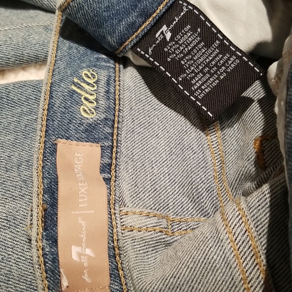 7 For All Mankind Edie Crop Stretch Straight-leg Jeans Pearl embellished /Sz 24 - Picture 8 of 16